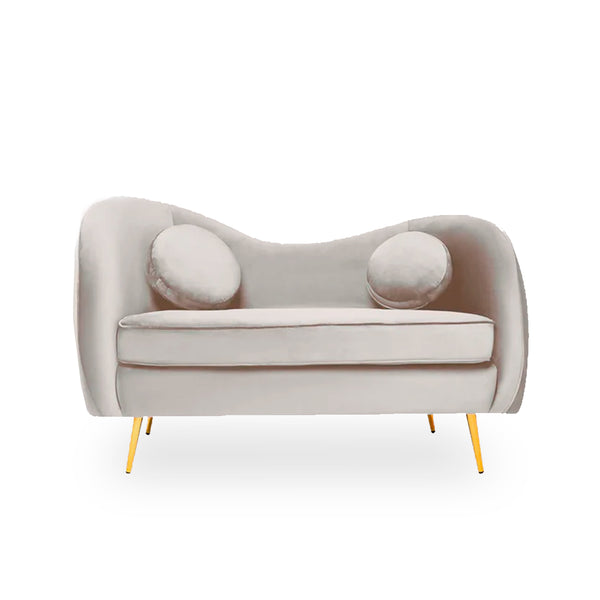 Sofá de 2 plazas Tapizado en Terciopelo Color Beige. Estructura de Madera Sólida y Patas de Metal